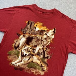 OutdoorLife Wolf Nature Graphic T-Shirt Mens Medium M Red Sunset Wasteland Tee
